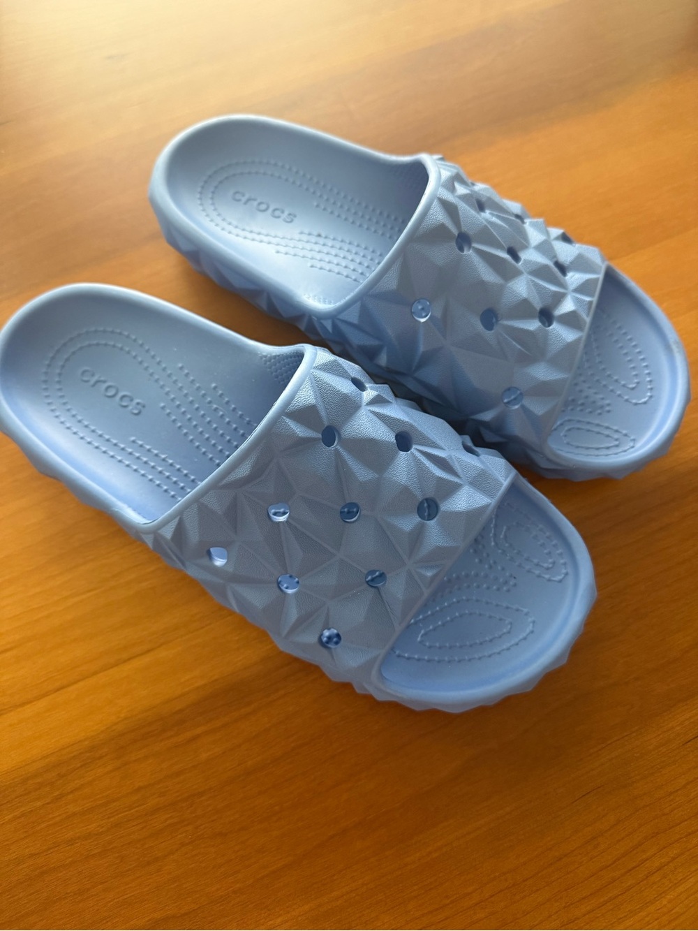 Crocs Classic Geometric Slide 2.0 Elemental Blue M7 W9 Sandals
